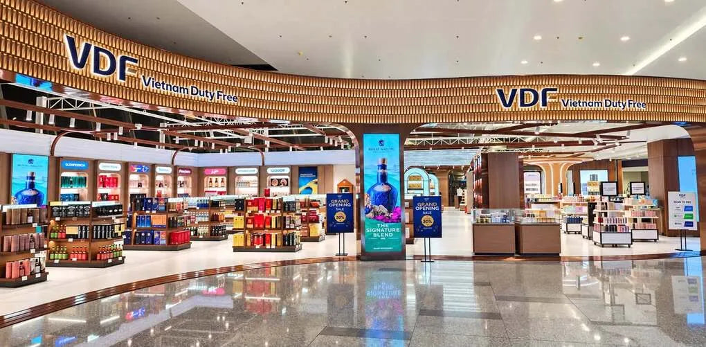 “A new face of Vietnamese travel retail” – Vietnam Duty Free opens in style at Noi Bai Airport