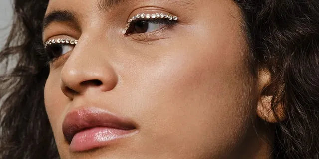 Dior Cruise 2027 at LACMA: Jonathan Anderson Turns the Runway into Old-School Hollywood with Crystal Eyeliner and Sundown Spectacle