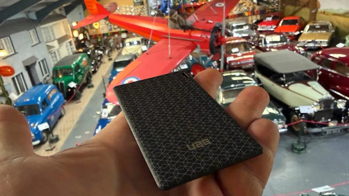 UAG Metropolis review: a rechargeable, wallet-friendly tracker card that finally fits where AirTags don’t