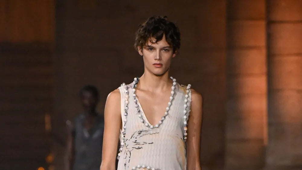 Victoria Beckham Spring 2027: Walking on Air